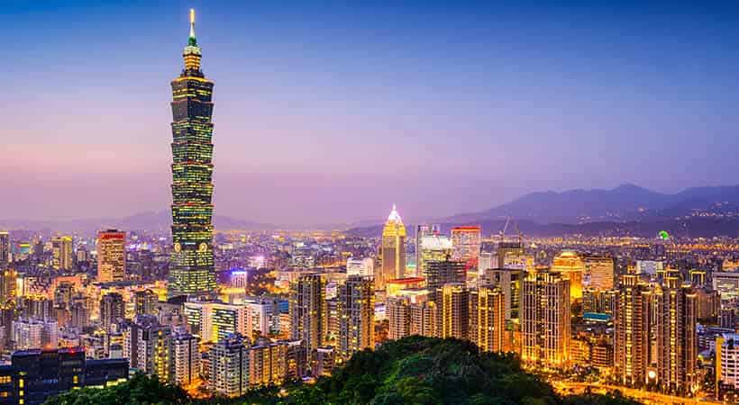 Taipei 101 and Taipei skyline