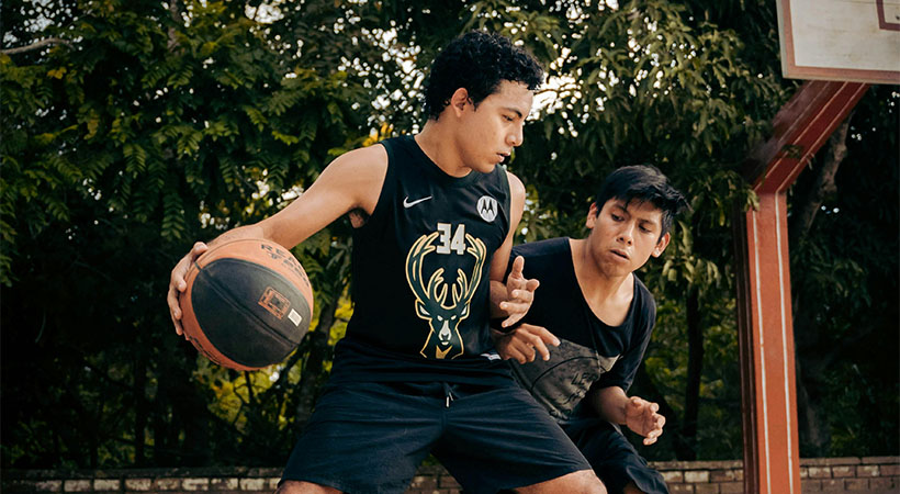 two-latin-guys-playing-basketball